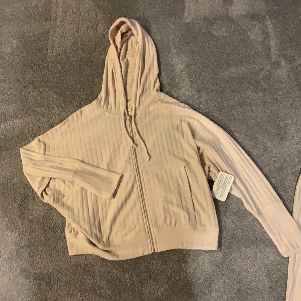 NWT Chaser hooded jacket